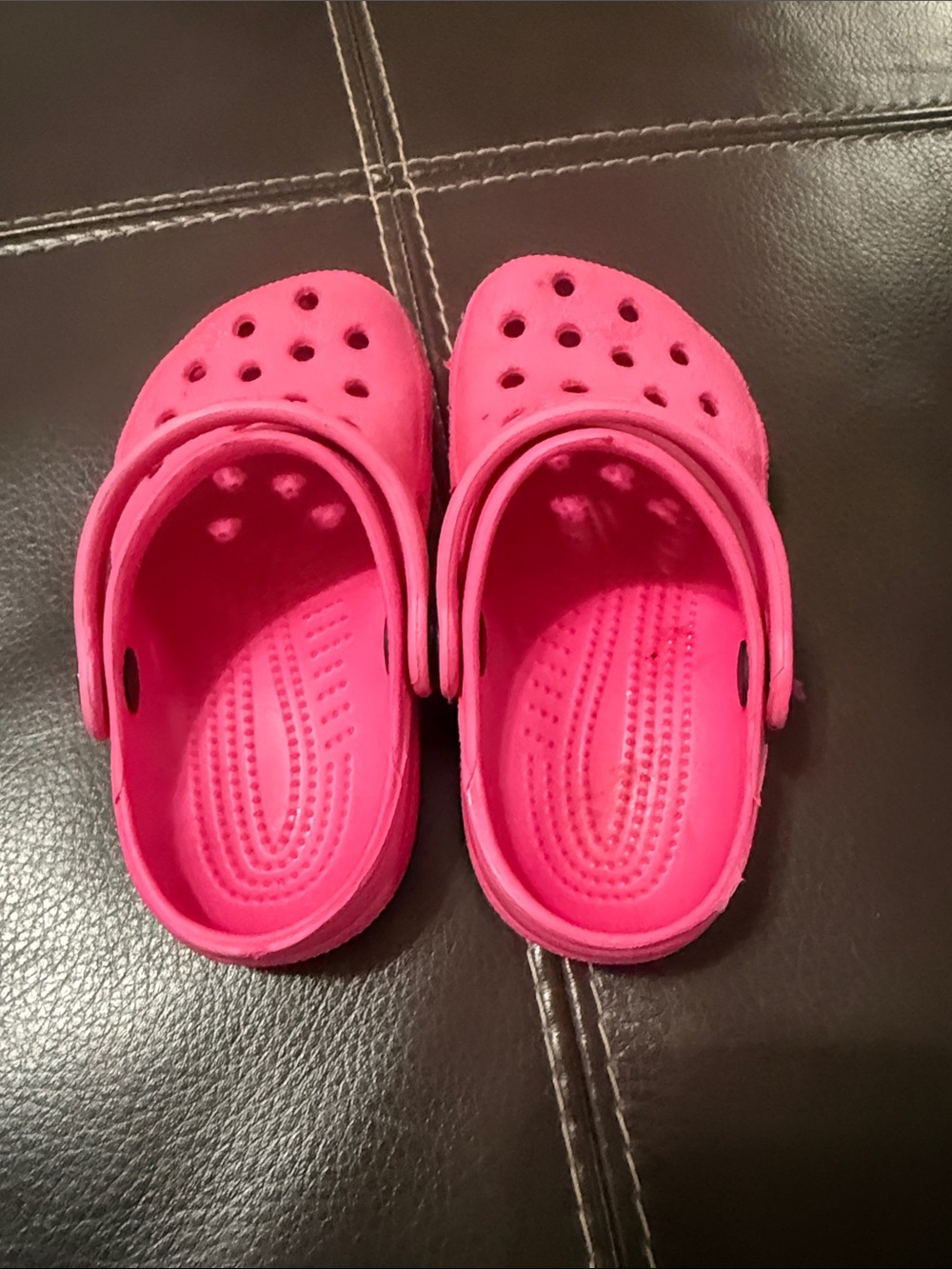 CROCS Kids Hot Pink Foam Clogs with Heel Strap